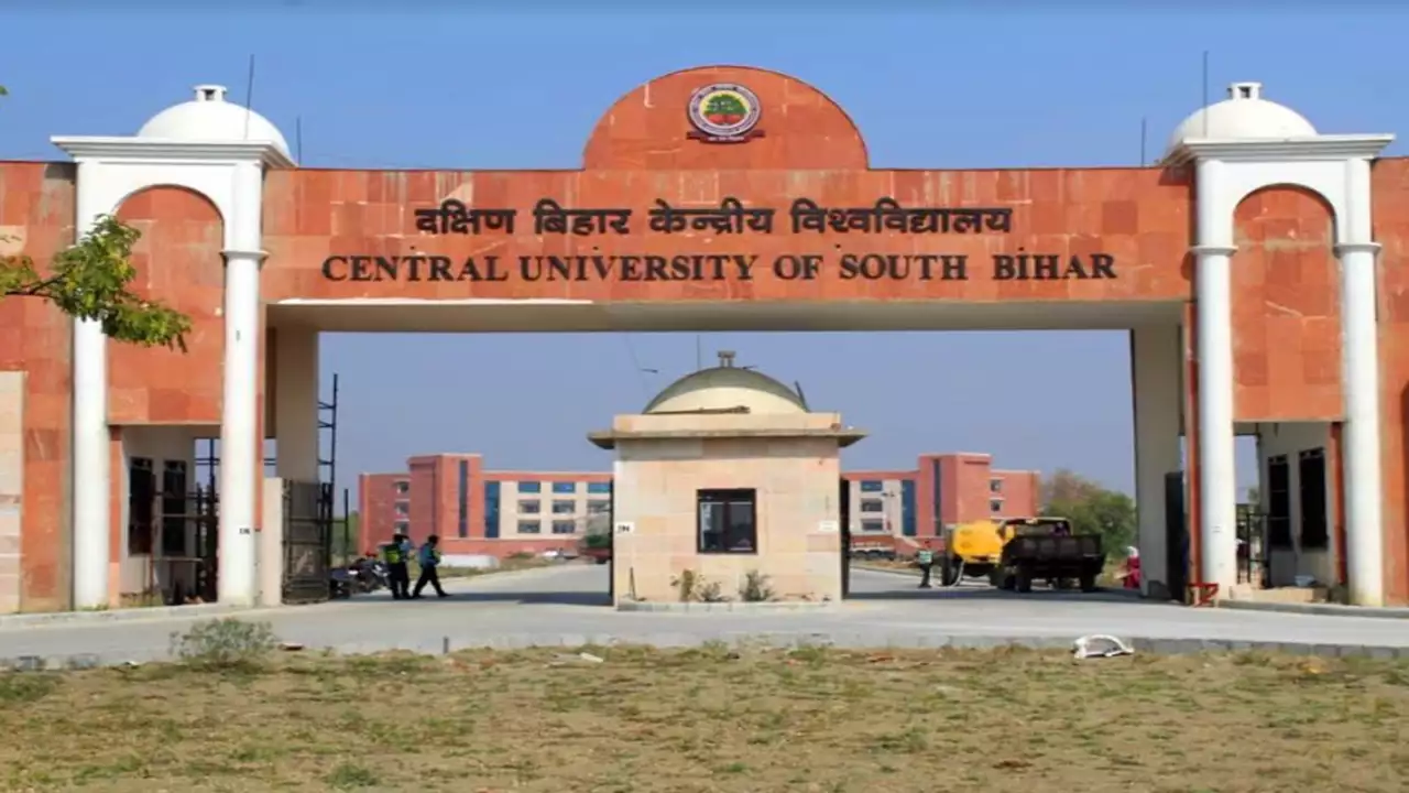 Ph.D. From Central University of South Bihar : Introduction, Fee Structure, Admission Process, Ph.D. Subjects, Documents, Syllabus, Methodology, Highlights, Scholarship, FAQs